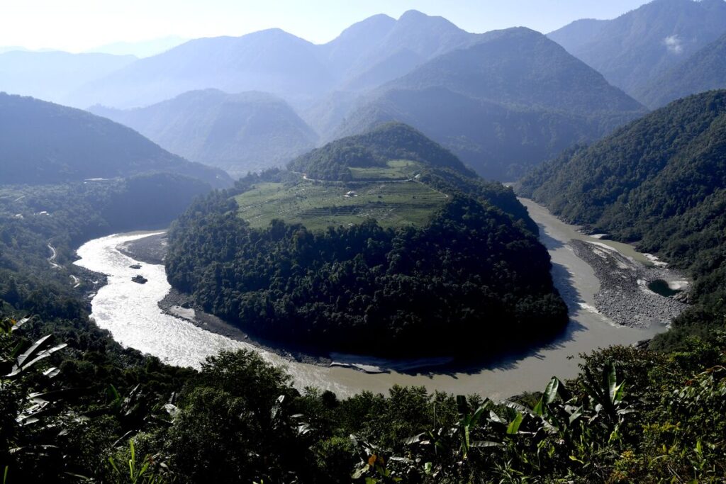 The Great U Turn of Yarlung Zangbo River